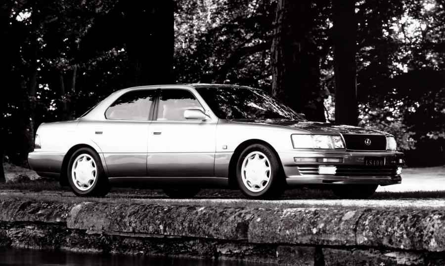  Lexus LS400 (UCF10) 1989 года  (NA) (фото 16 из 30)